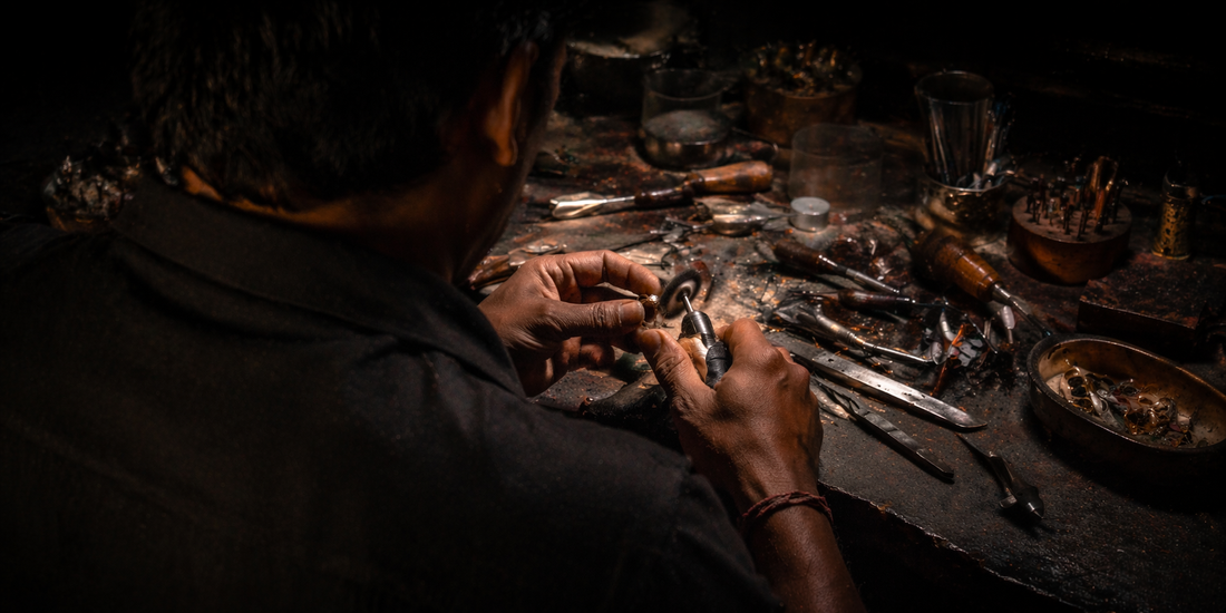 Does Handmade Craftsmanship Still Matter in Modern Jewelry?