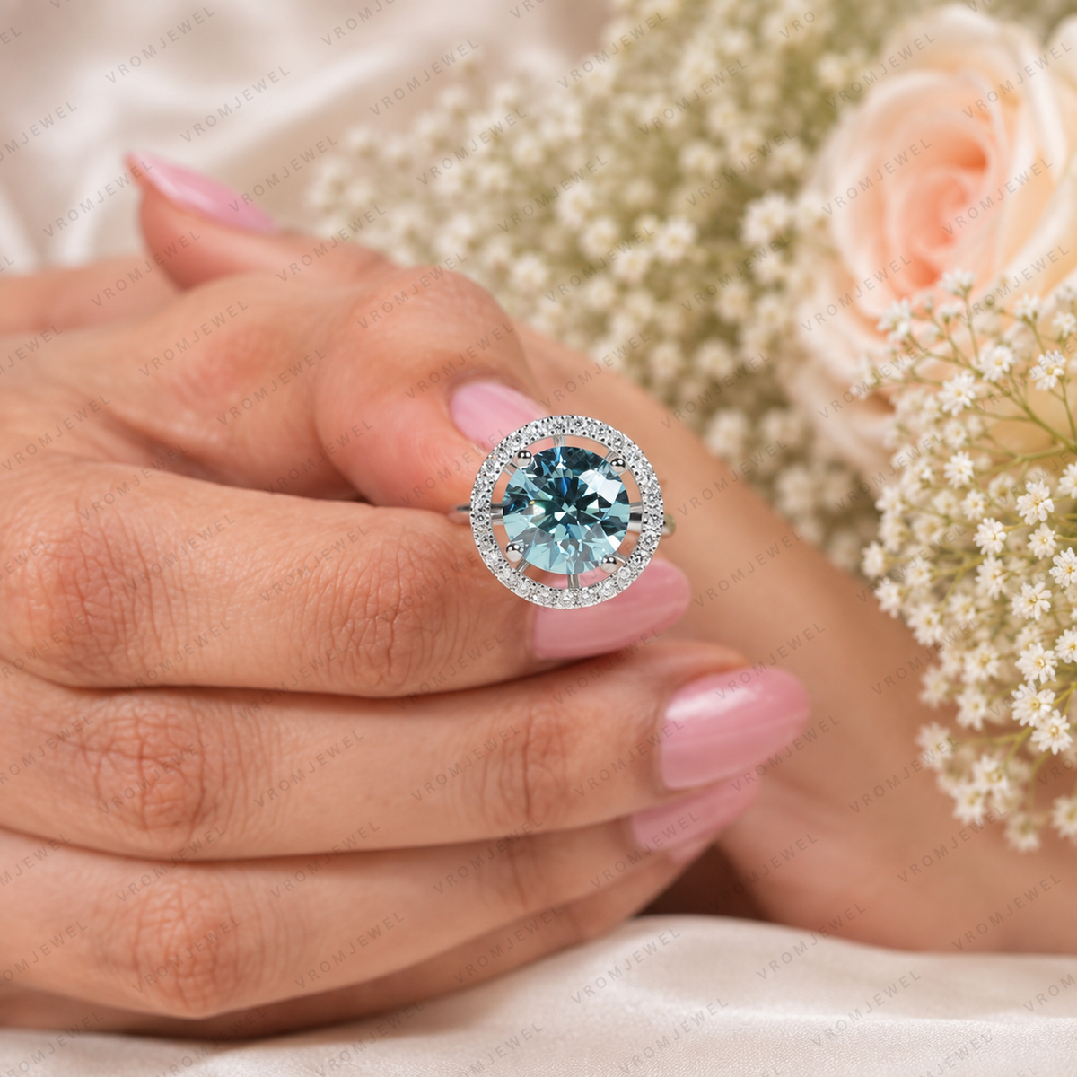 Blue Round Lab Grown Diamond Ring, 5 Carat Blue Diamond Engagement Ring, Round Cut Halo Ring, Pavé Diamond Halo, Unique Statement Ring