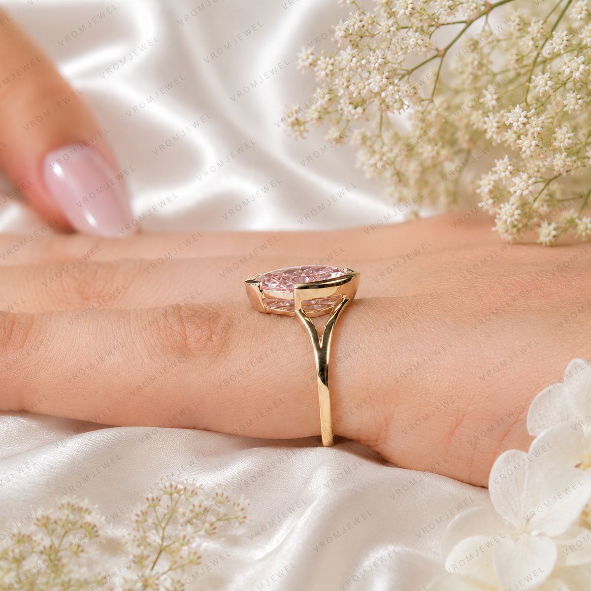 1.50 Ct Marquise Pink Lab Grown Diamond Ring, Pink Diamond Engagement Ring, Modern Marquise Solitaire Ring, Unique Gold Bridal Ring