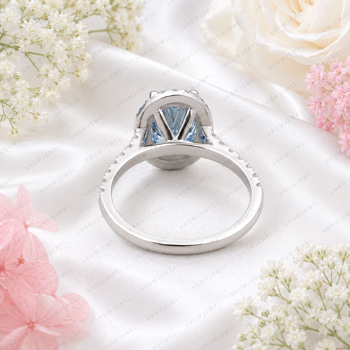 Blue Oval Lab Grown Diamond Ring, 2 Carat Blue Diamond Engagement Ring, Oval Cut Halo Ring, Pavé Diamond Halo, Classic Bridal Ring