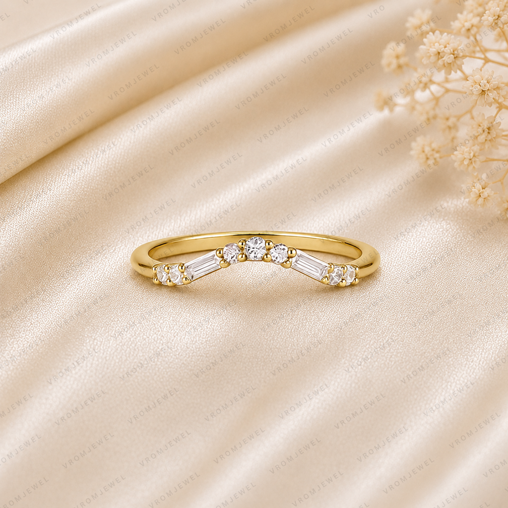 Curved Wedding Band | Lab Grown Diamond | Baguette & Round Stones | 14K Yellow Gold