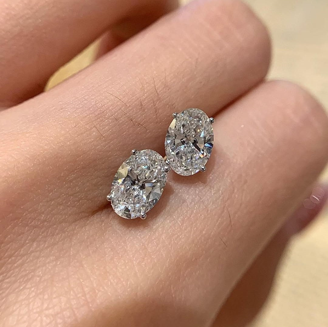 Dainty Oval Diamond Stud Earrings | Lab Grown Diamond | 14K Yellow Gold