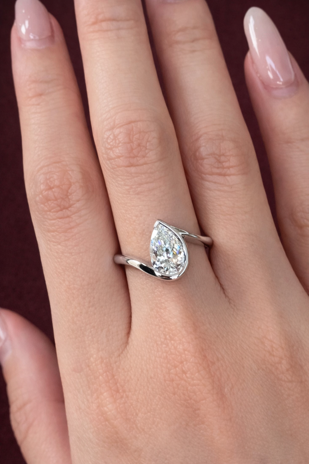 Pear Shape Diamond Half Bezel Engagement Ring, Pear Diamond Solitaire Ring, Minimalist Pear Diamond Ring, Modern Half Bezel Diamond Ring.