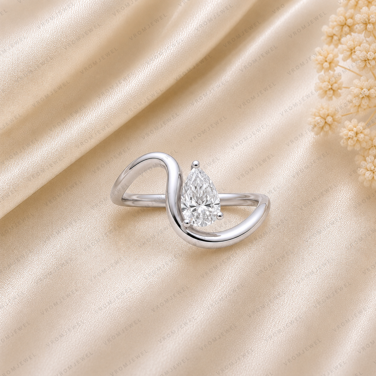 Pear Diamond Wave Engagement Ring | Lab Grown | 14K Gold Solitaire