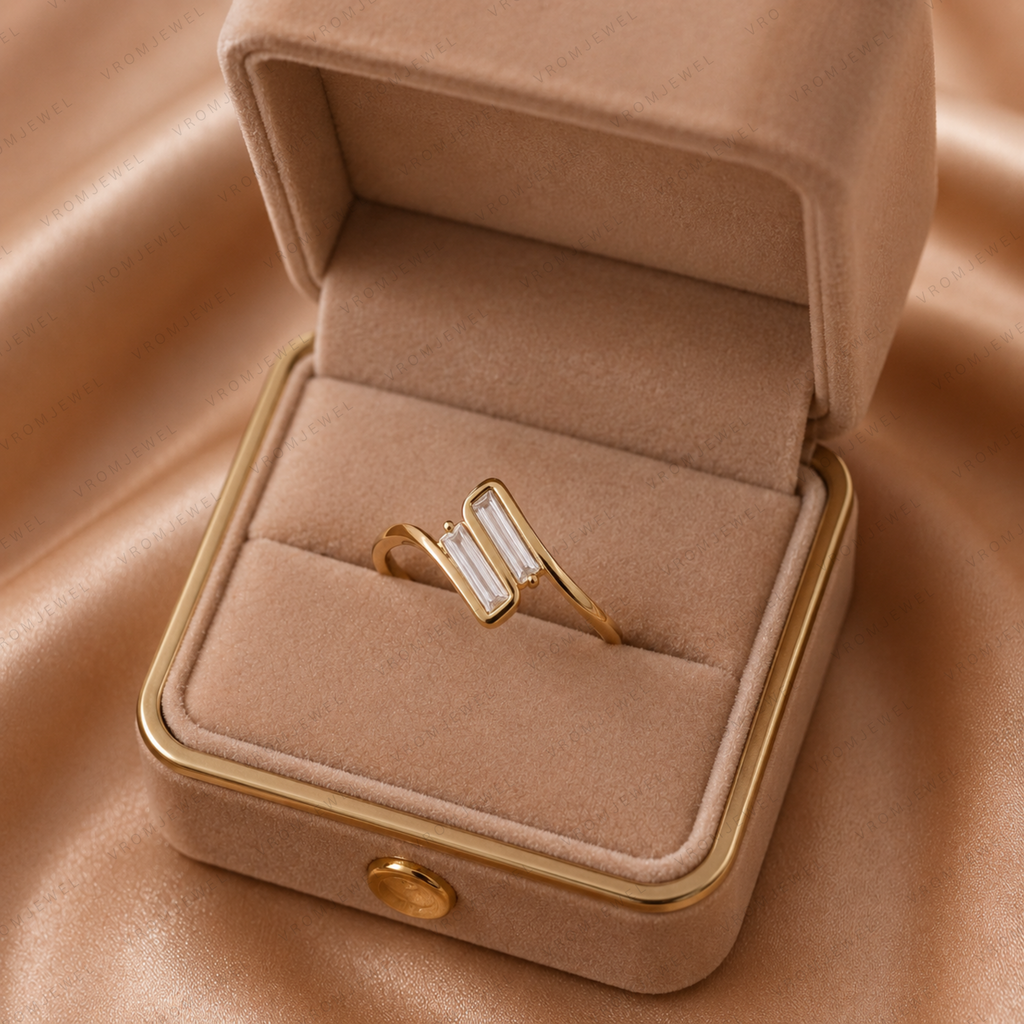 Baguette Diamond Ring, Baguette Lab Grown Diamond Ring, Minimalist Diamond Ring, Solitaire Gold Ring, Modern Engagement Ring