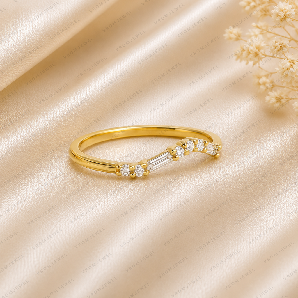 Curved Wedding Band | Lab Grown Diamond | Baguette & Round Stones | 14K Yellow Gold