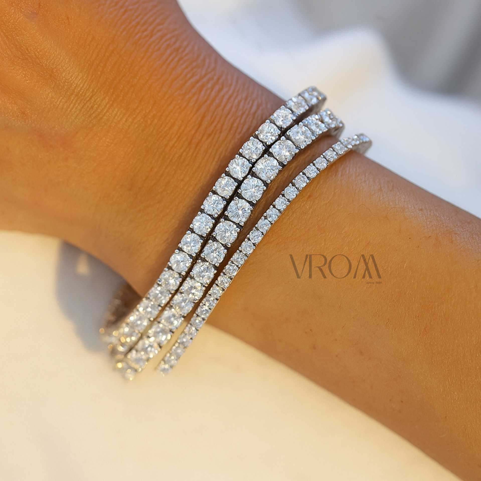 Classic Round Lab Grown Diamond Tennis Bracelet in Solid 14K Gold