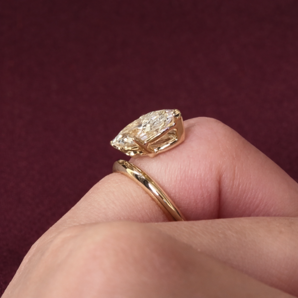 Marquise Diamond Wrap Ring, Marquise Cut Diamond Engagement Ring, Modern Spiral Diamond Ring, Minimalist Marquise Diamond Statement Ring