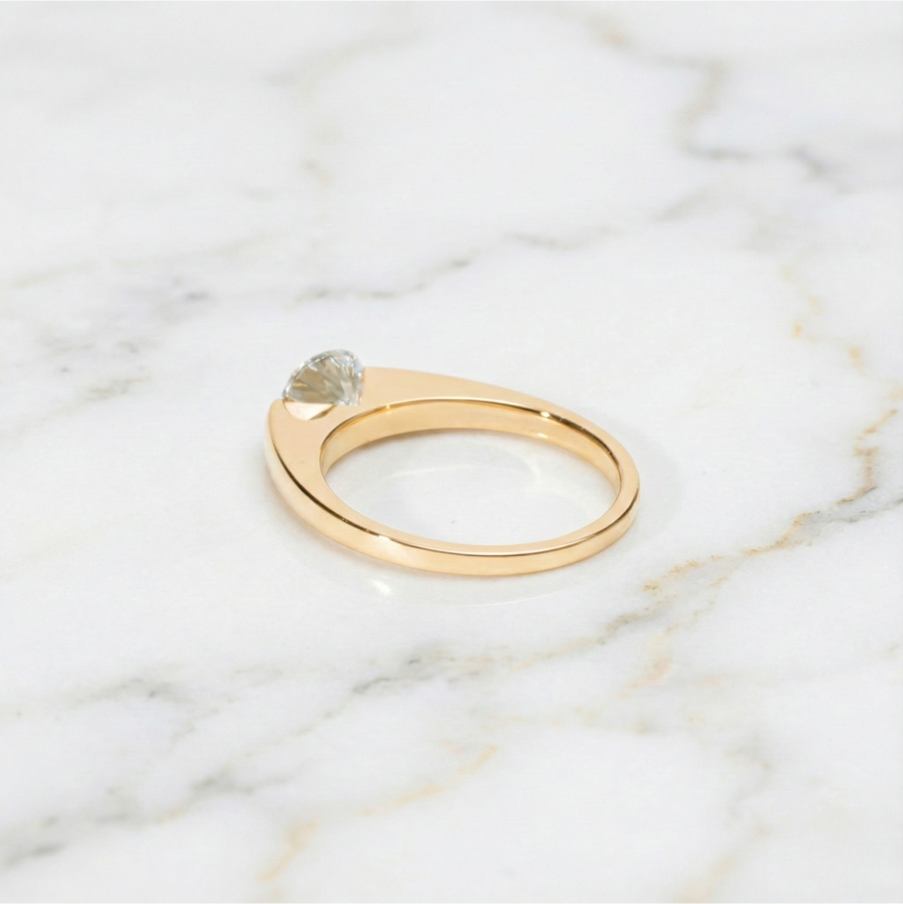 Modern Round Cut East West Ring | Lab Grown Diamond | 14K Yellow Gold Sleek Design
