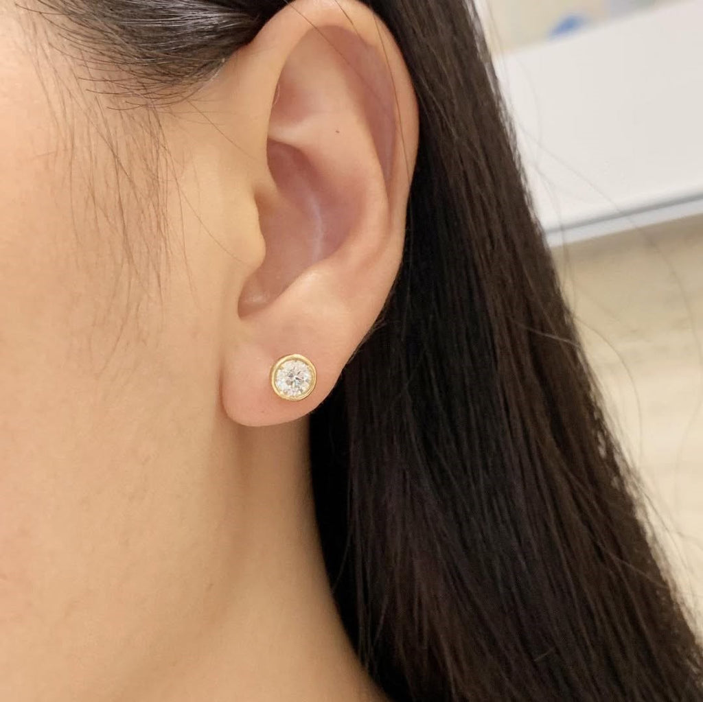 Modern Bezel Stud Earrings Round Cut | Lab Grown Diamond | 14K Yellow Gold