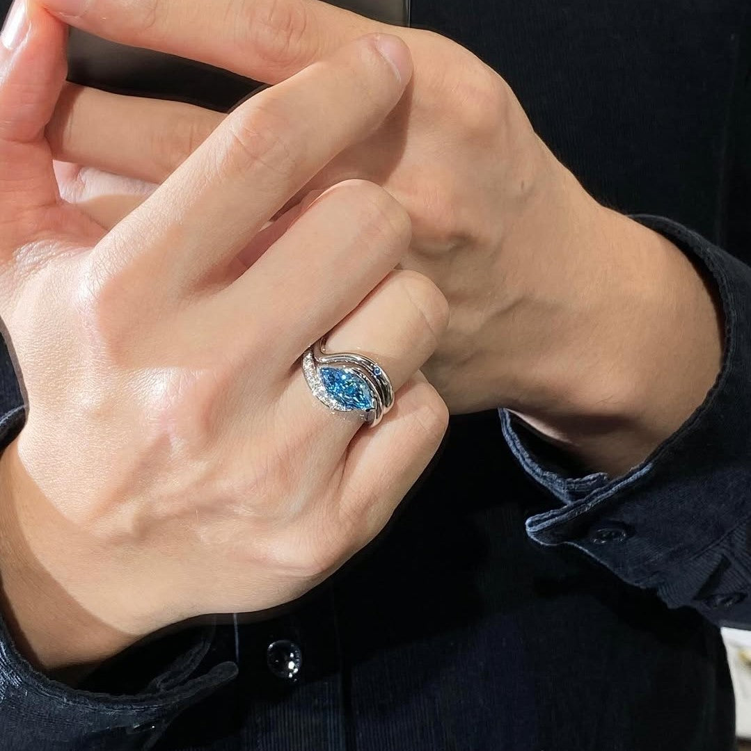 Blue Marquise Cut Halo Twist Style Engagement Ring | Lab Grown Diamond | 14K Yellow Gold