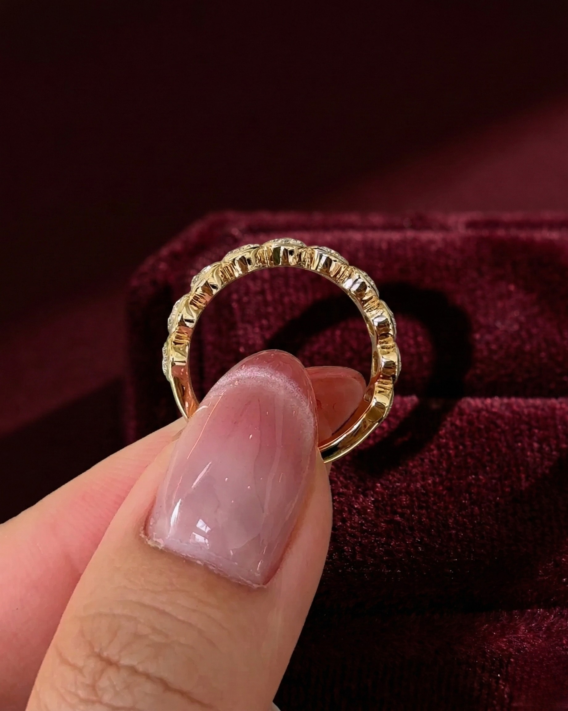 Oval Diamond Half Eternity Band, Bezel Set Oval Diamond Wedding Band, Oval Diamond Anniversary Ring, Minimalist Diamond Stackable Ring.