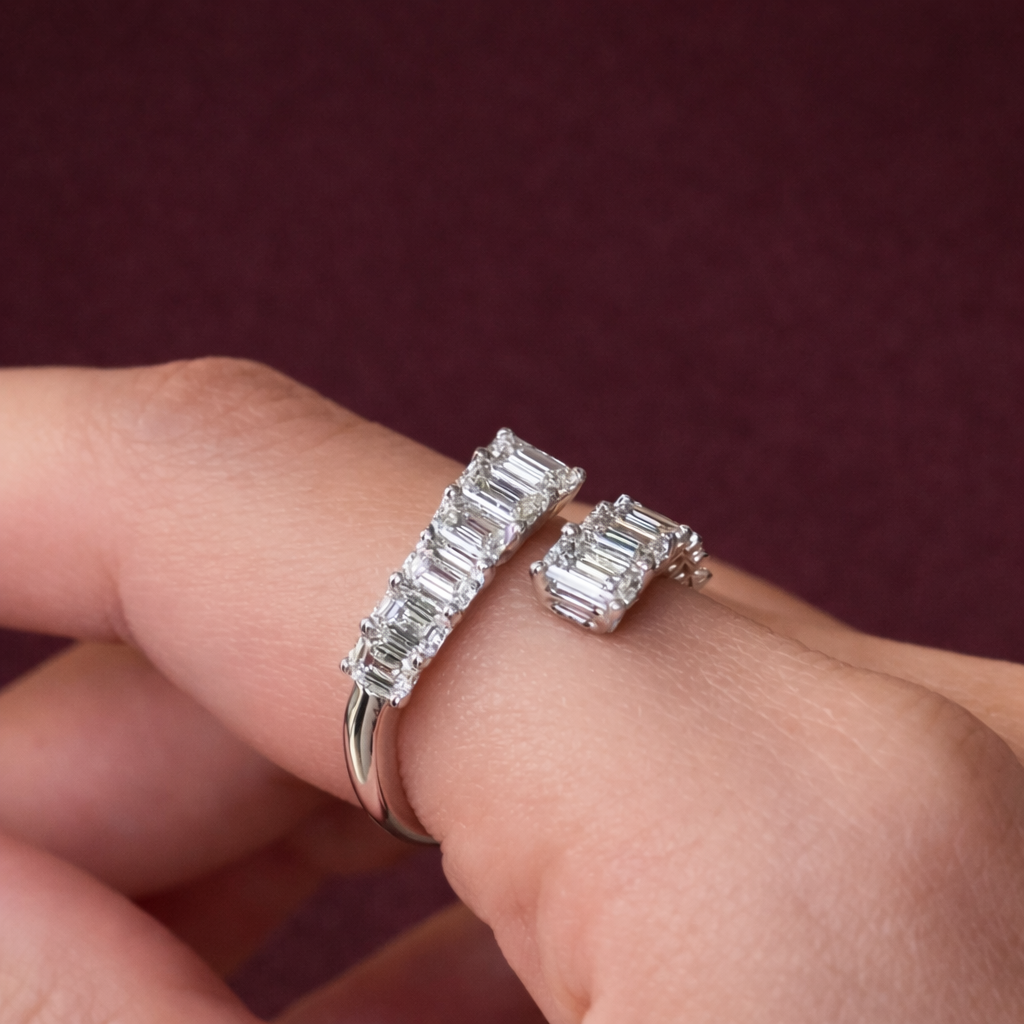 Graduated Emerald Diamond Bypass Ring, Emerald Cut Diamond Twist Ring, Modern Bypass Diamond Engagement Ring, Unique Diamond Statement Ring
