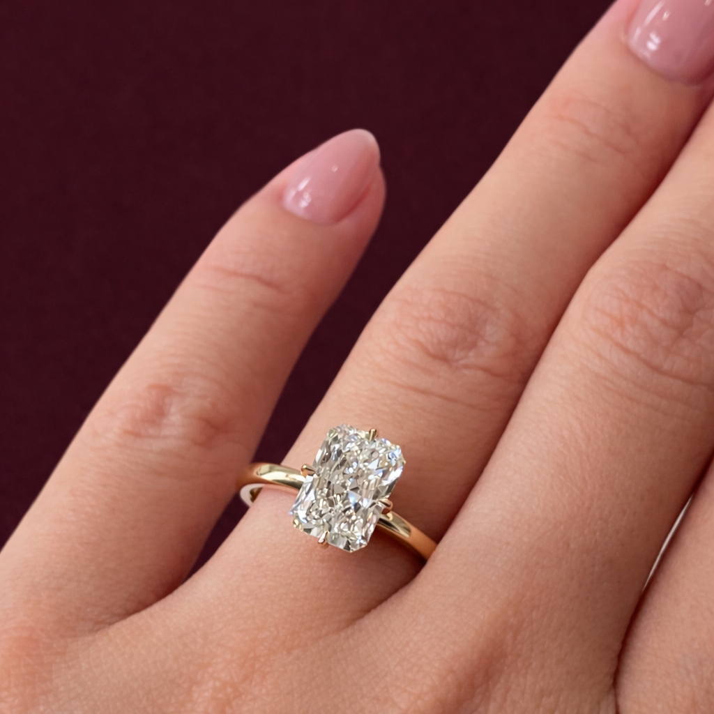 Radiant Cut Diamond Halo Engagement Ring, Radiant Diamond Ring with Round Halo, Classic Radiant Engagement Ring, Vintage Style Halo Ring