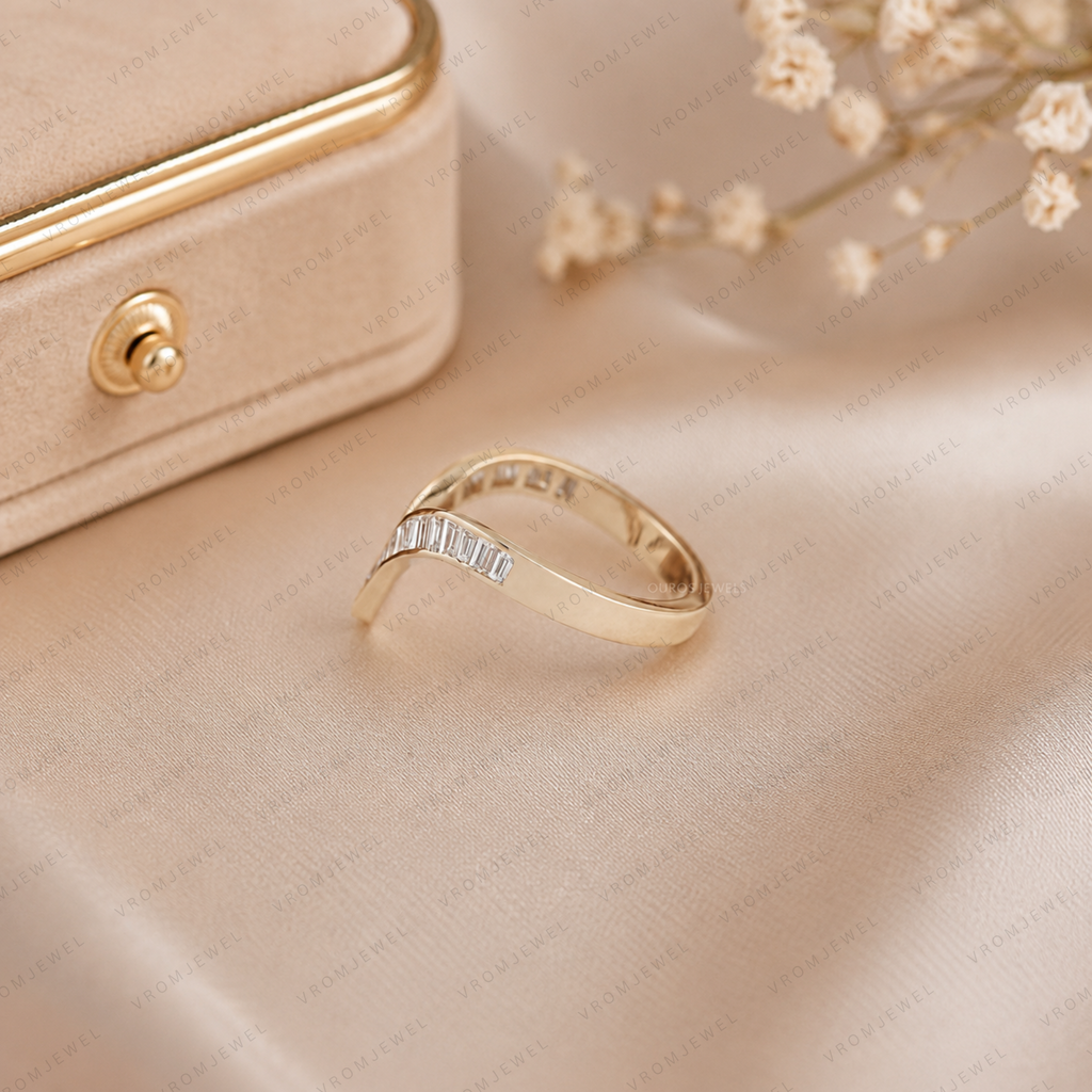 Tapered Baguette Diamond Ring, Lab Grown Diamond Ring, Minimalist Gold Ring, Modern Diamond Band, Geometric Diamond Ring