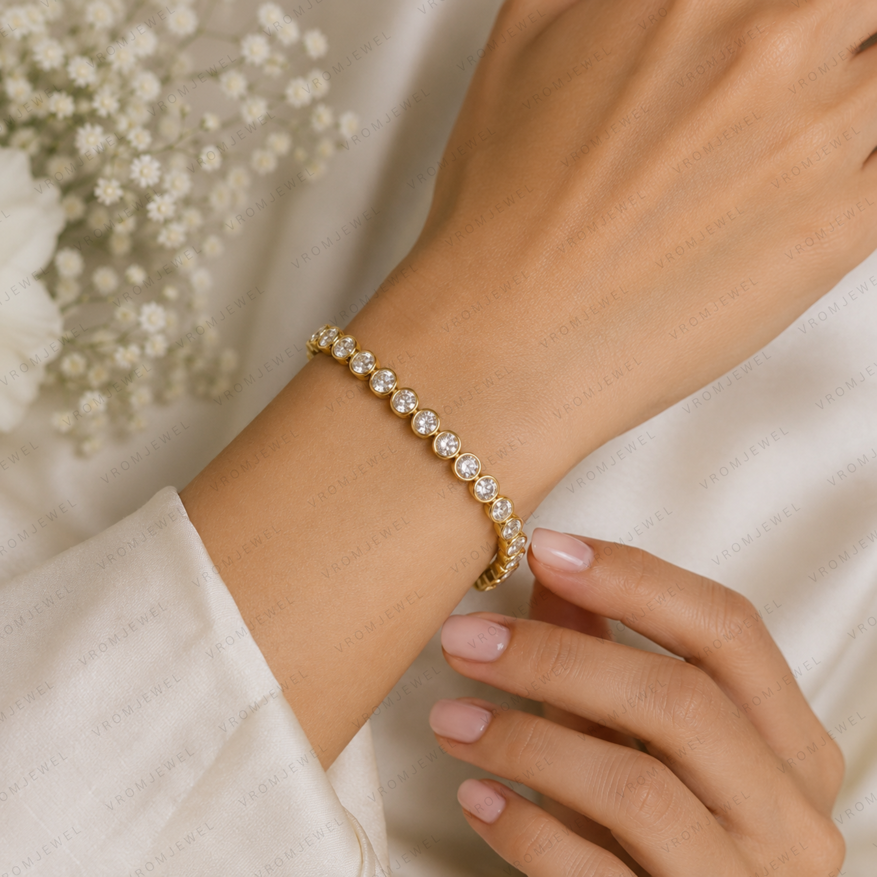 Oval Lab Grown Diamond Tennis Bracelet in Bezel-Set Solid 14K Gold