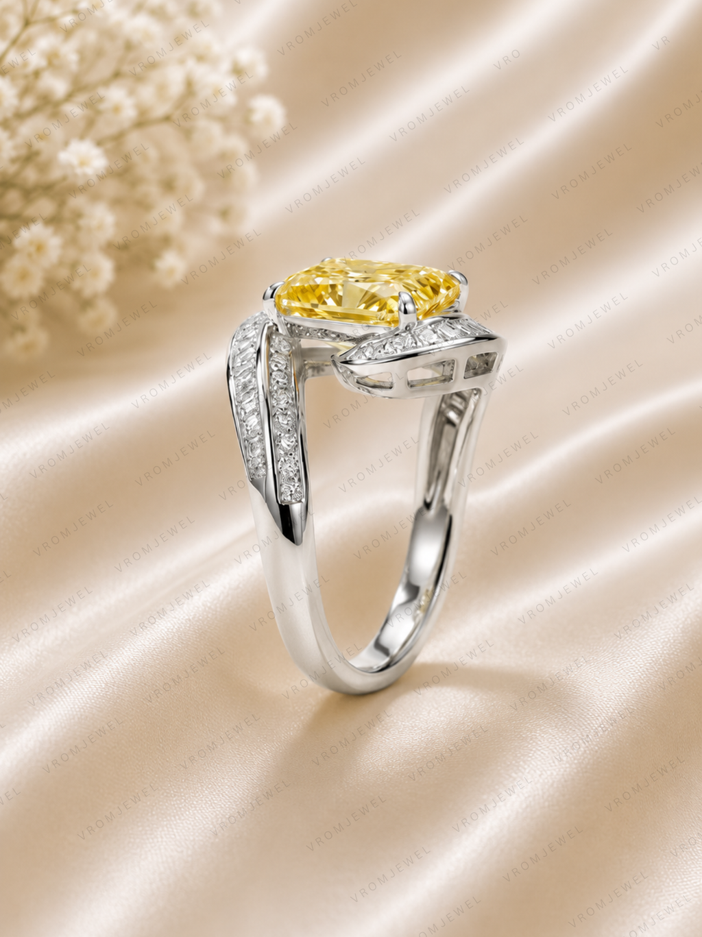 Yellow Radiant Lab Grown Diamond Ring, Radiant Cut Statement Ring, Modern Bypass Engagement Ring, Solid Gold Diamond Ring, Yellow Diamond