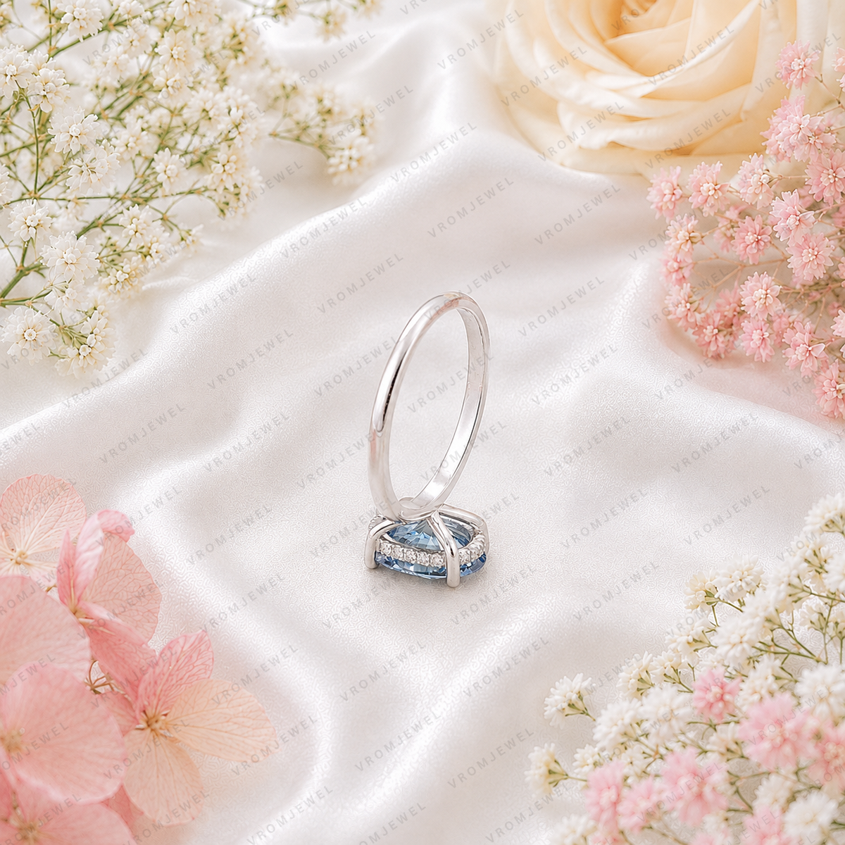 Blue Oval Lab Grown Diamond Engagement Ring, 2 Carat Blue Diamond Ring, Oval Solitaire Engagement Ring, Minimalist Blue Ring, 10K 14K 18K