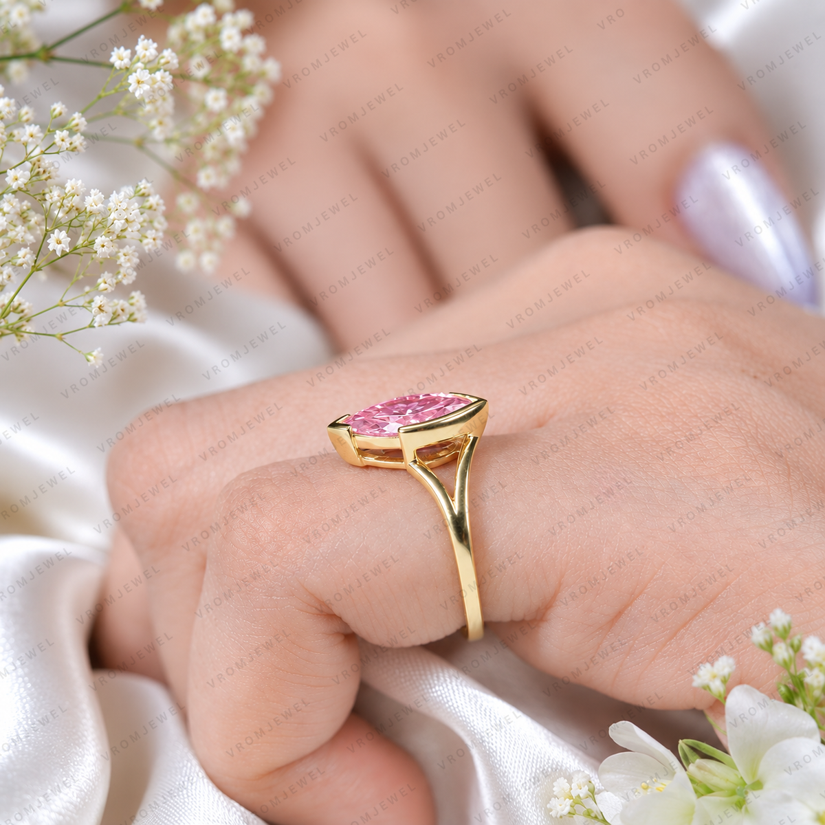 1.50 Ct Marquise Pink Lab Grown Diamond Ring, Pink Diamond Engagement Ring, Modern Marquise Solitaire Ring, Unique Gold Bridal Ring