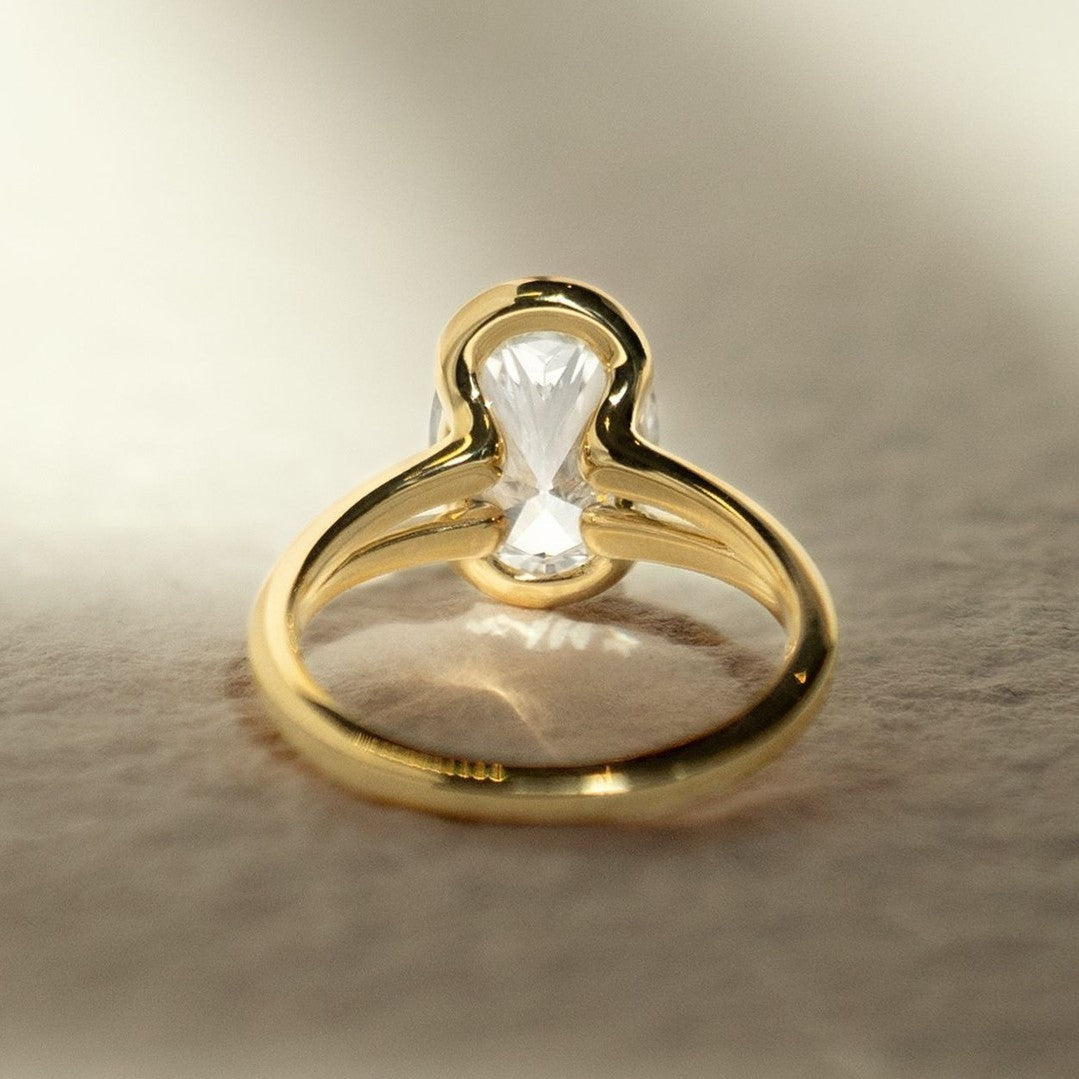 Minimal Oval Half Bezel Ring | Lab Grown Diamond | 14K Yellow Gold