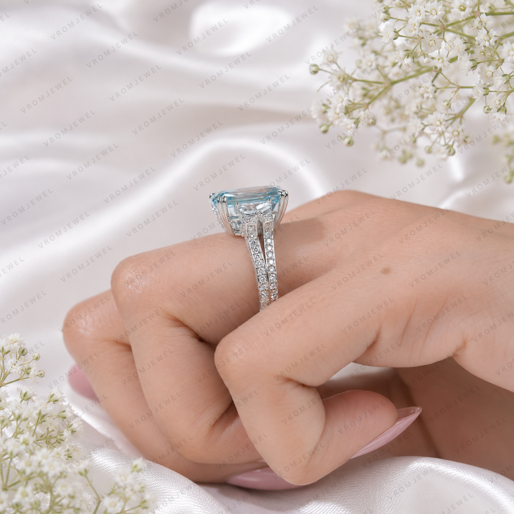 Blue Criss Cut Lab Grown Diamond Engagement Ring, 5 Carat Blue Diamond Ring, Criss Cut Statement Ring, Baguette Side Stones, Pavé Band
