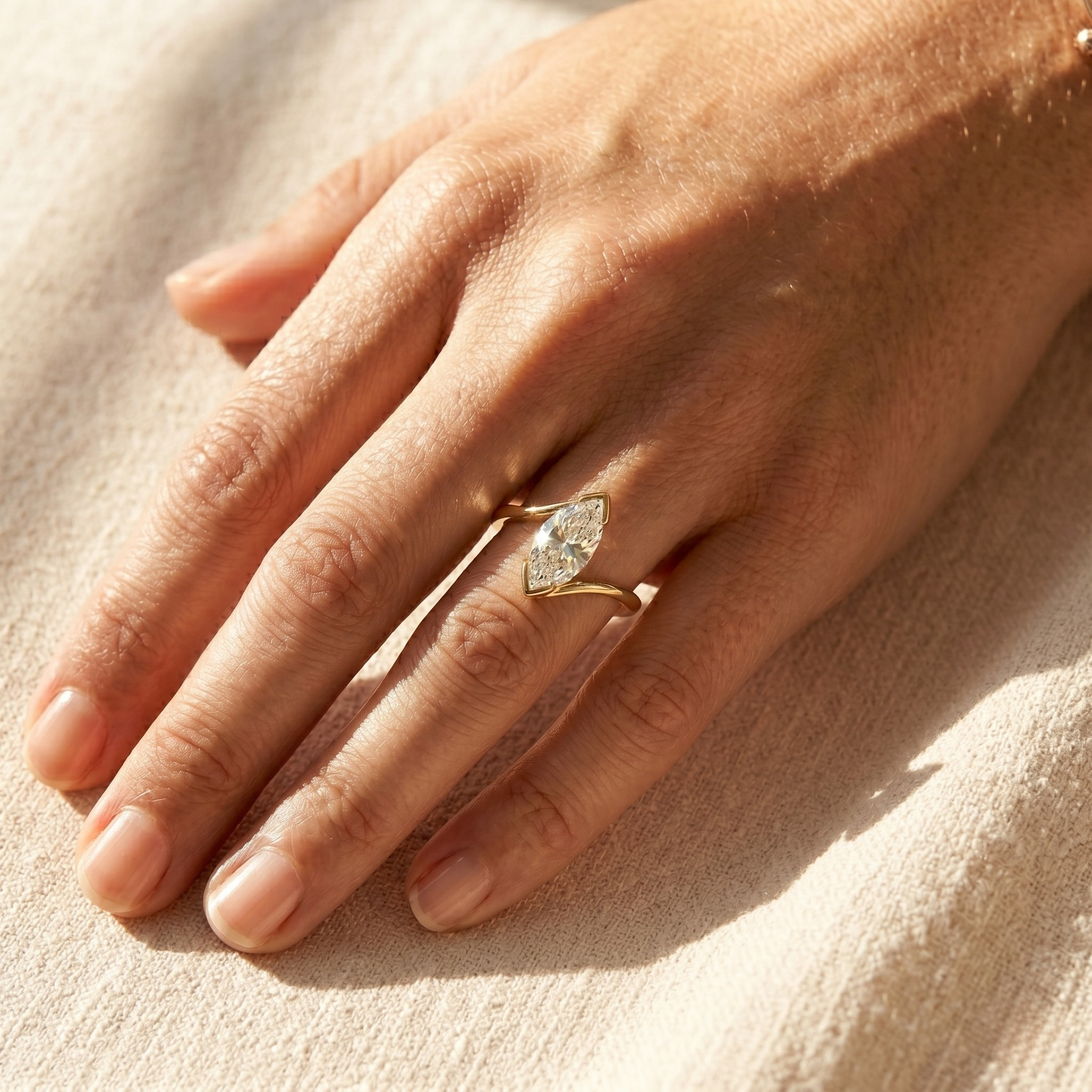 Marquise Diamond Signet Ring, Marquise Cut Lab Grown Diamond Ring, Modern Gold Signet Ring, Statement Diamond Ring, Minimal Luxury Ring
