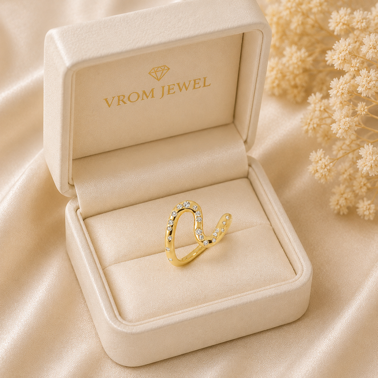 French Wave Wedding Band | Lab Grown Diamond | 14K Gold