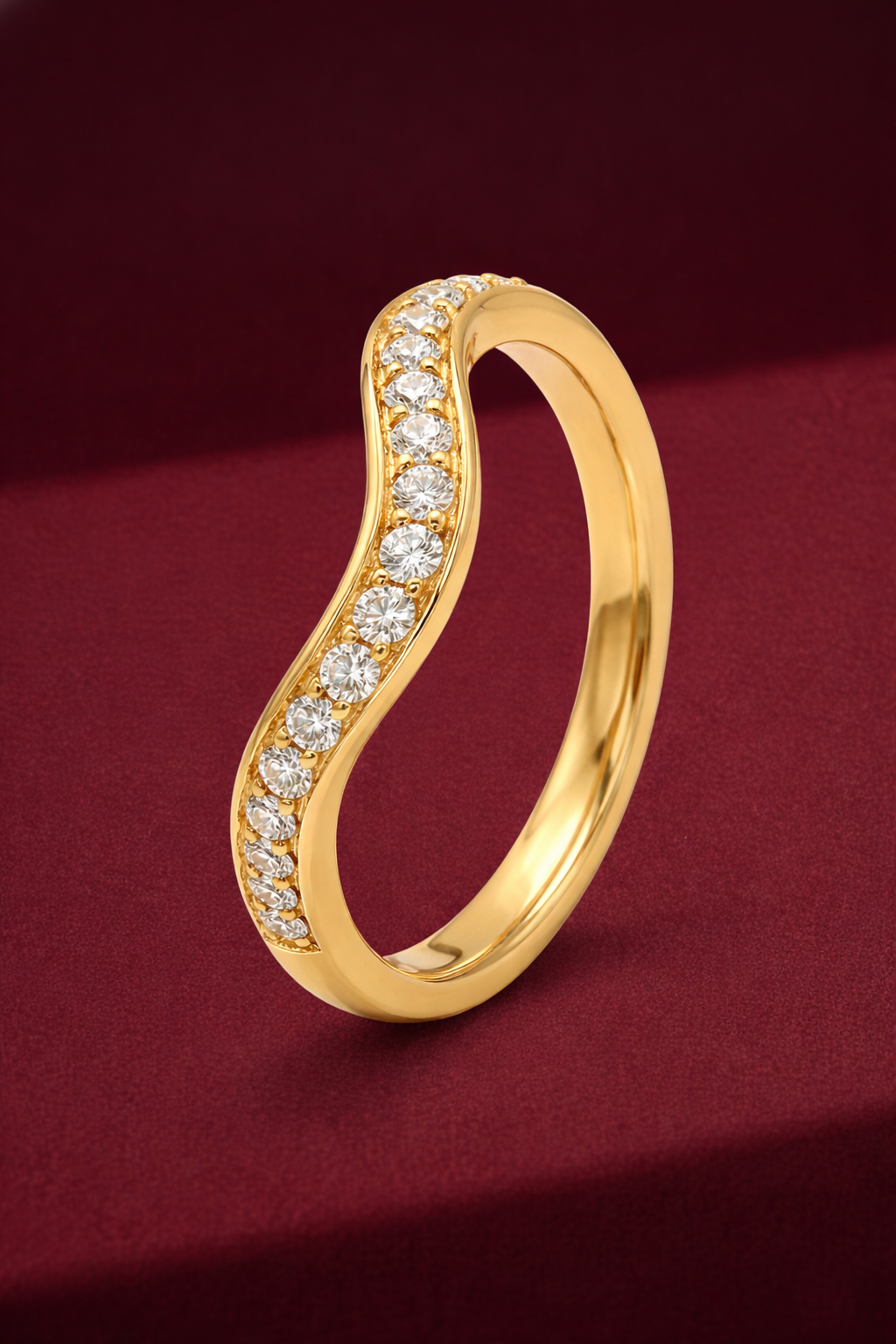 Curved Pave Diamond Band, Round Diamond Stackable Band, Curved Wedding Band, Diamond Pave Ring, Stackable Gold Diamond Band