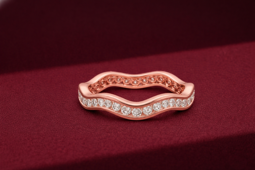 Pave Diamond Wave Band 0.65 CT, Curved Diamond Wedding Band, Wavy Stackable Ring, Round Diamond Band 2.8 mm, Curved Gold Band