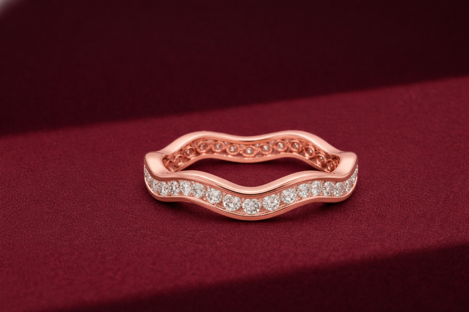 Pave Diamond Wave Band 0.65 CT, Curved Diamond Wedding Band, Wavy Stackable Ring, Round Diamond Band 2.8 mm, Curved Gold Band