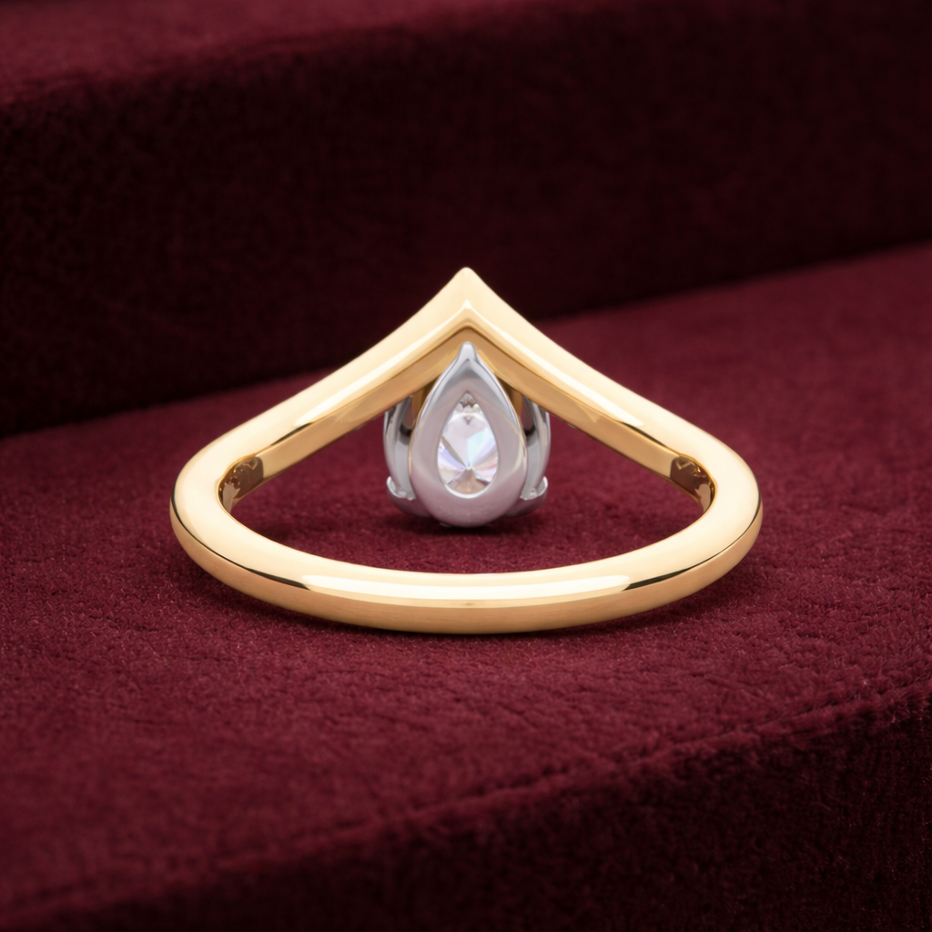 Pear Shape Diamond Engagement Ring, Chevron Band Diamond Ring, Pear Solitaire Diamond Ring, Prong Set Diamond Ring, Minimalist Gold Ring