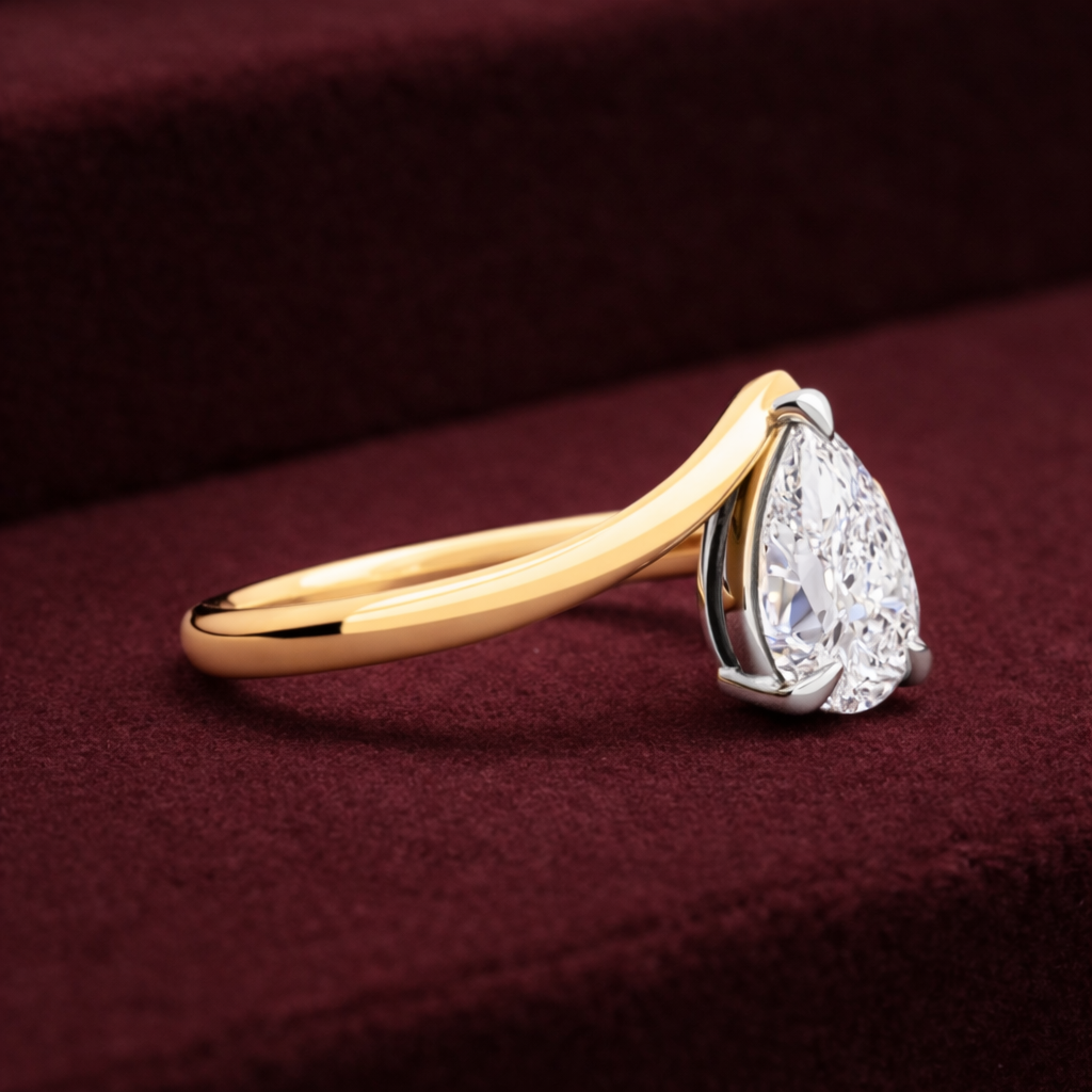 Pear Shape Diamond Engagement Ring, Chevron Band Diamond Ring, Pear Solitaire Diamond Ring, Prong Set Diamond Ring, Minimalist Gold Ring