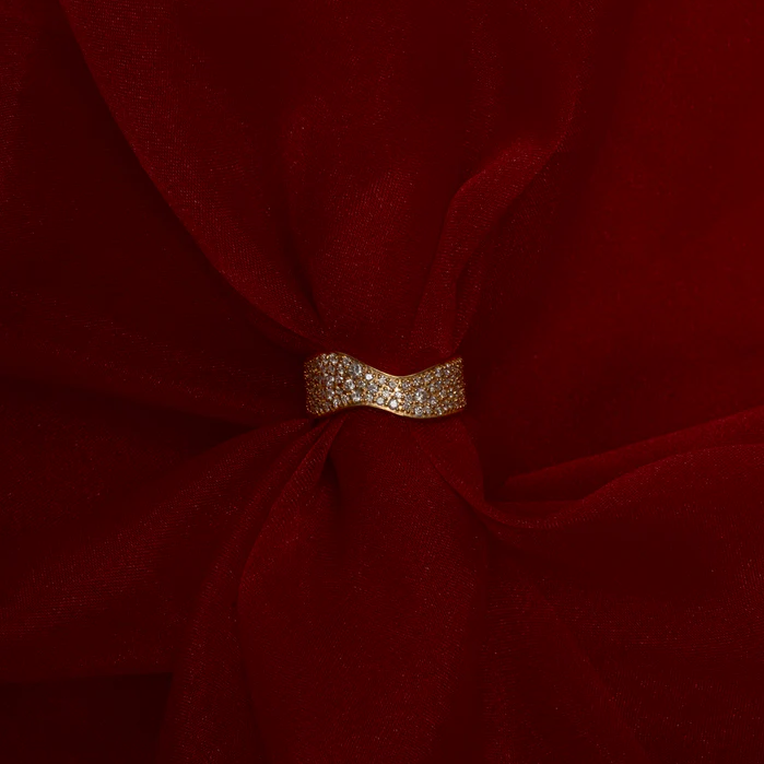 Wavy Pavé Ring Wide Curve Band | Lab Grown Diamond | 14K Yellow Gold