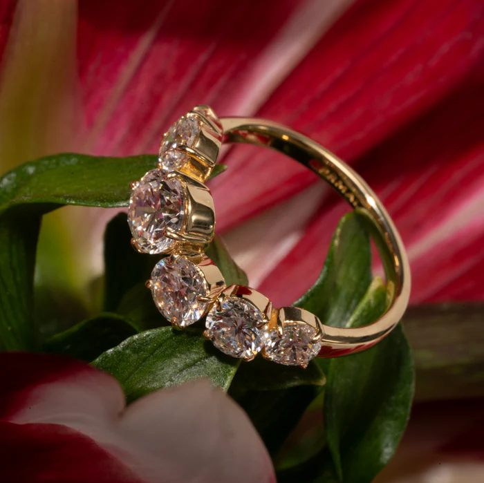 Round Diamond Wave Band | Lab Grown Diamond | 14K Yellow Gold Unique Curved Setting