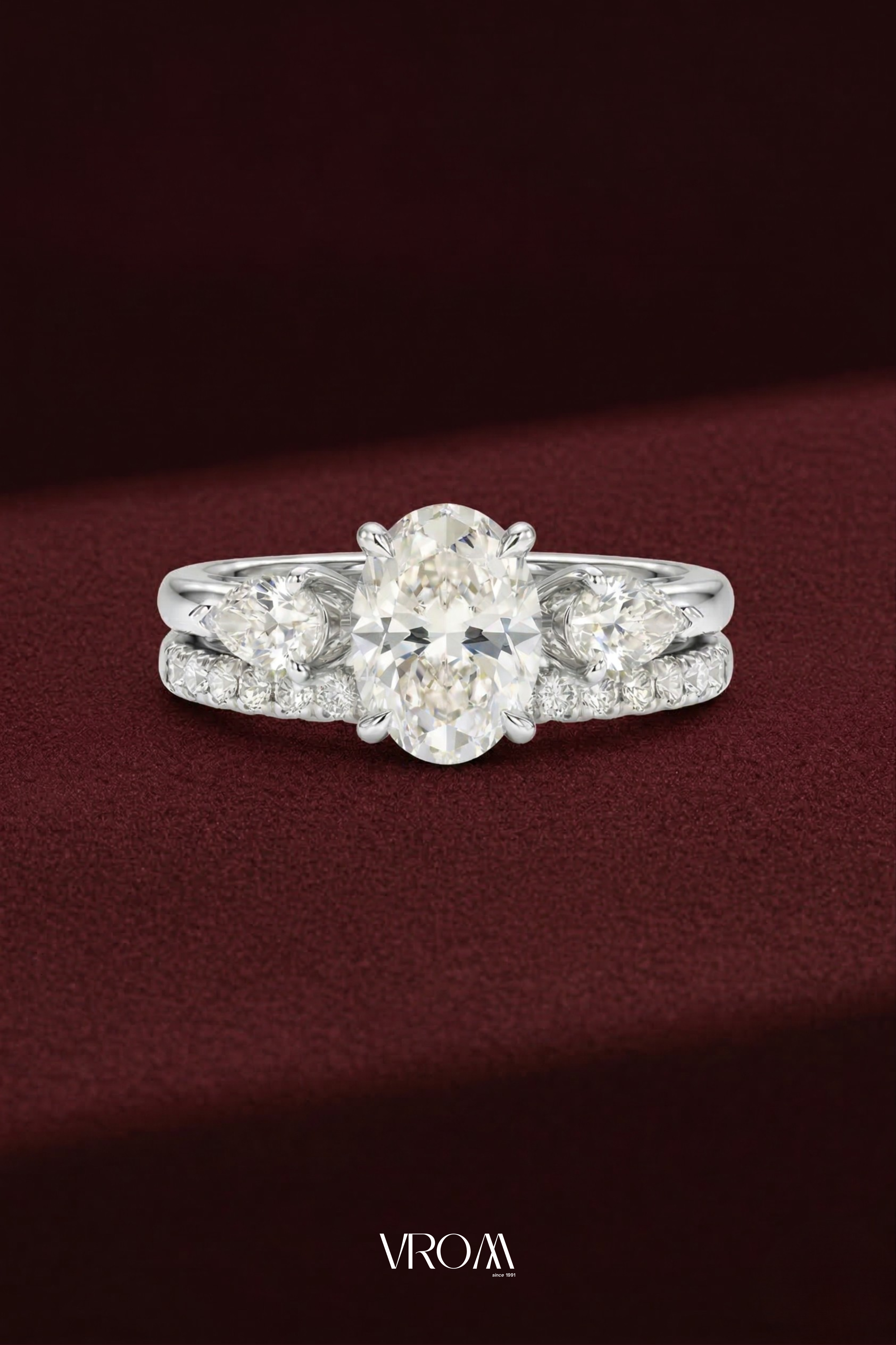 Oval Diamond Wedding Set, Two Band Stackable Ring, Three Stone Engagement Ring, Lab Grown Diamond Ring, Curved Pave Band Set