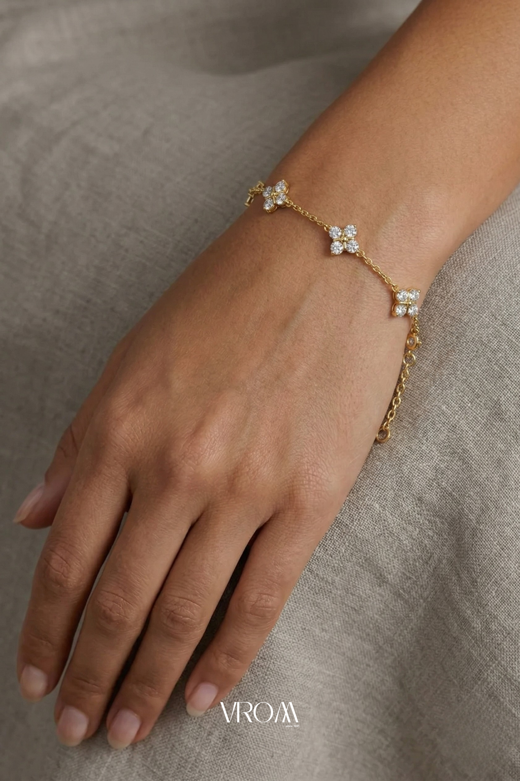 Diamond Clover Bracelet 1.80 CT, Four Leaf Clover Diamond Bracelet, Lucky Charm Bracelet, Floral Diamond Bracelet, Gold Chain Bracelet