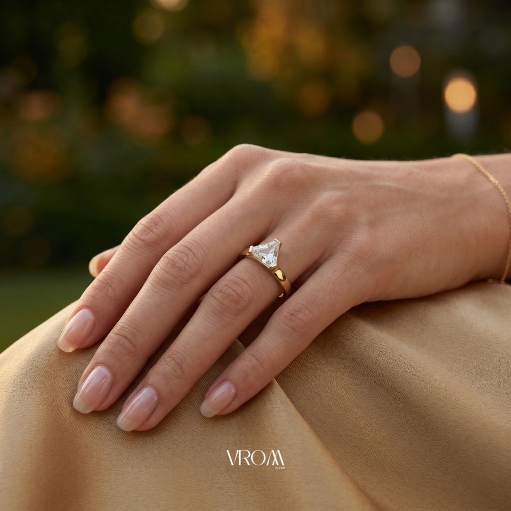 Portrait Trillion Diamond Ring, Cut Corner Trillion Engagement Ring, Geometric Diamond Ring, Lab Grown Diamond Ring, Minimal Stackable Ring