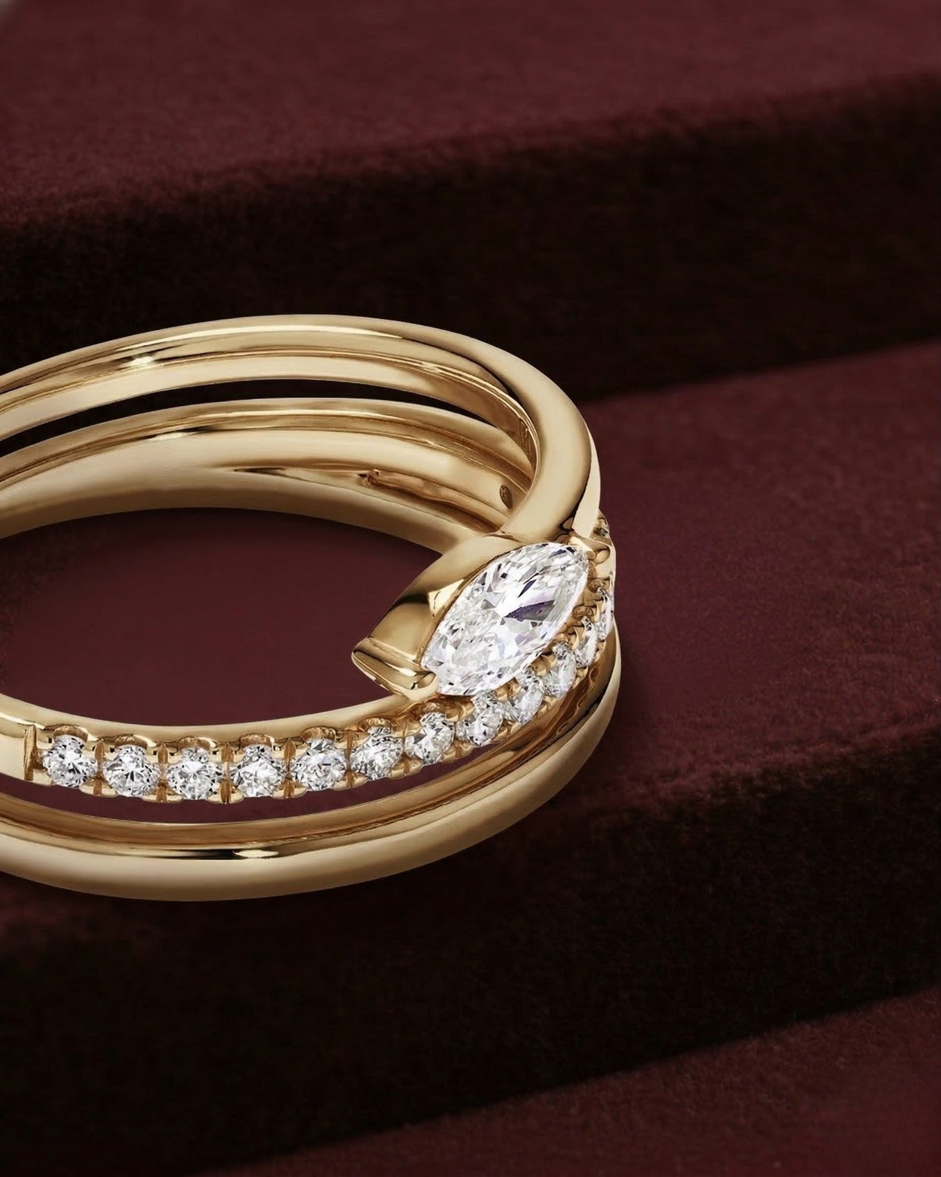 Marquise and Round Diamond Ring, Curved Diamond Band Ring, Minimalist Diamond Ring, Prong Set Diamond Ring, Stackable Gold Diamond Ring