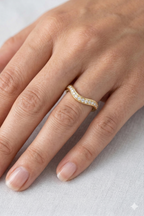 Curved Pave Diamond Band, Round Diamond Stackable Band, Curved Wedding Band, Diamond Pave Ring, Stackable Gold Diamond Band