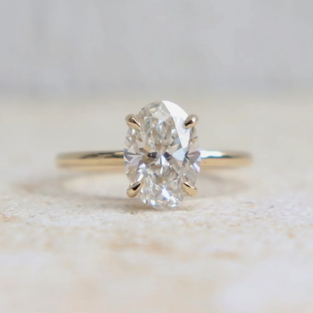 Classic Oval Engagement Ring | Lab Grown Diamond | 14K Yellow Gold Solitaire Setting