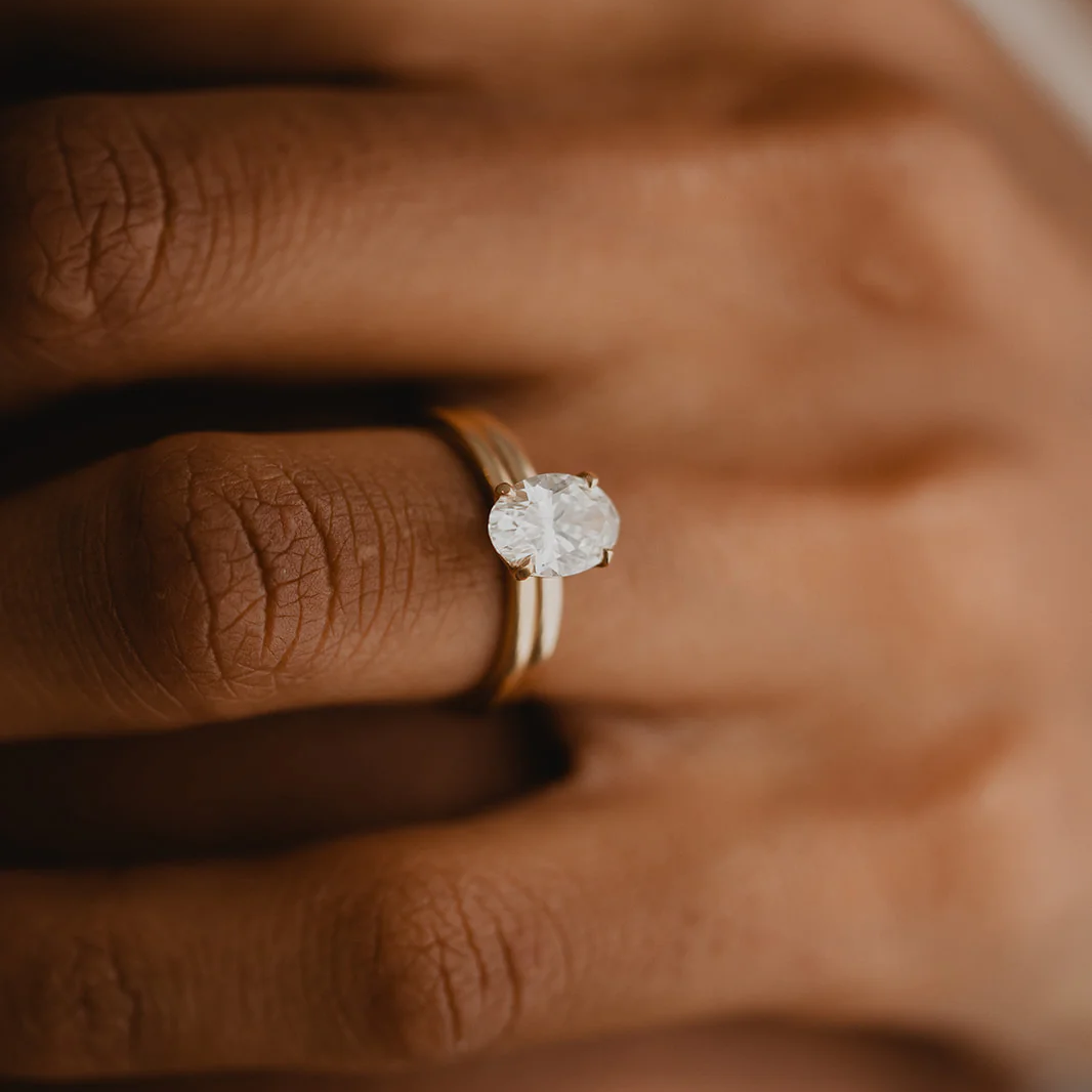 Classic Oval Engagement Ring | Lab Grown Diamond | 14K Yellow Gold Solitaire Setting