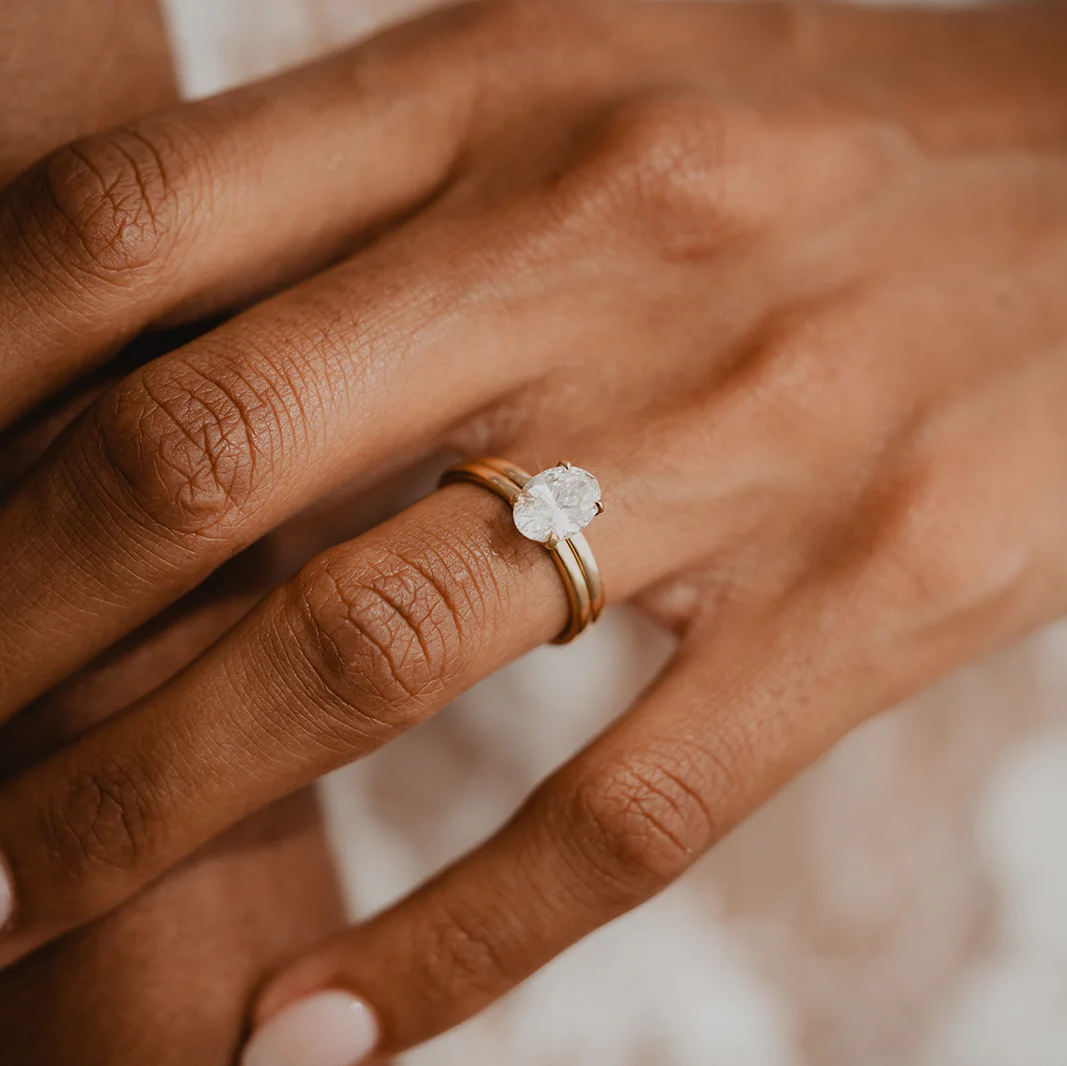 Classic Oval Engagement Ring | Lab Grown Diamond | 14K Yellow Gold Solitaire Setting