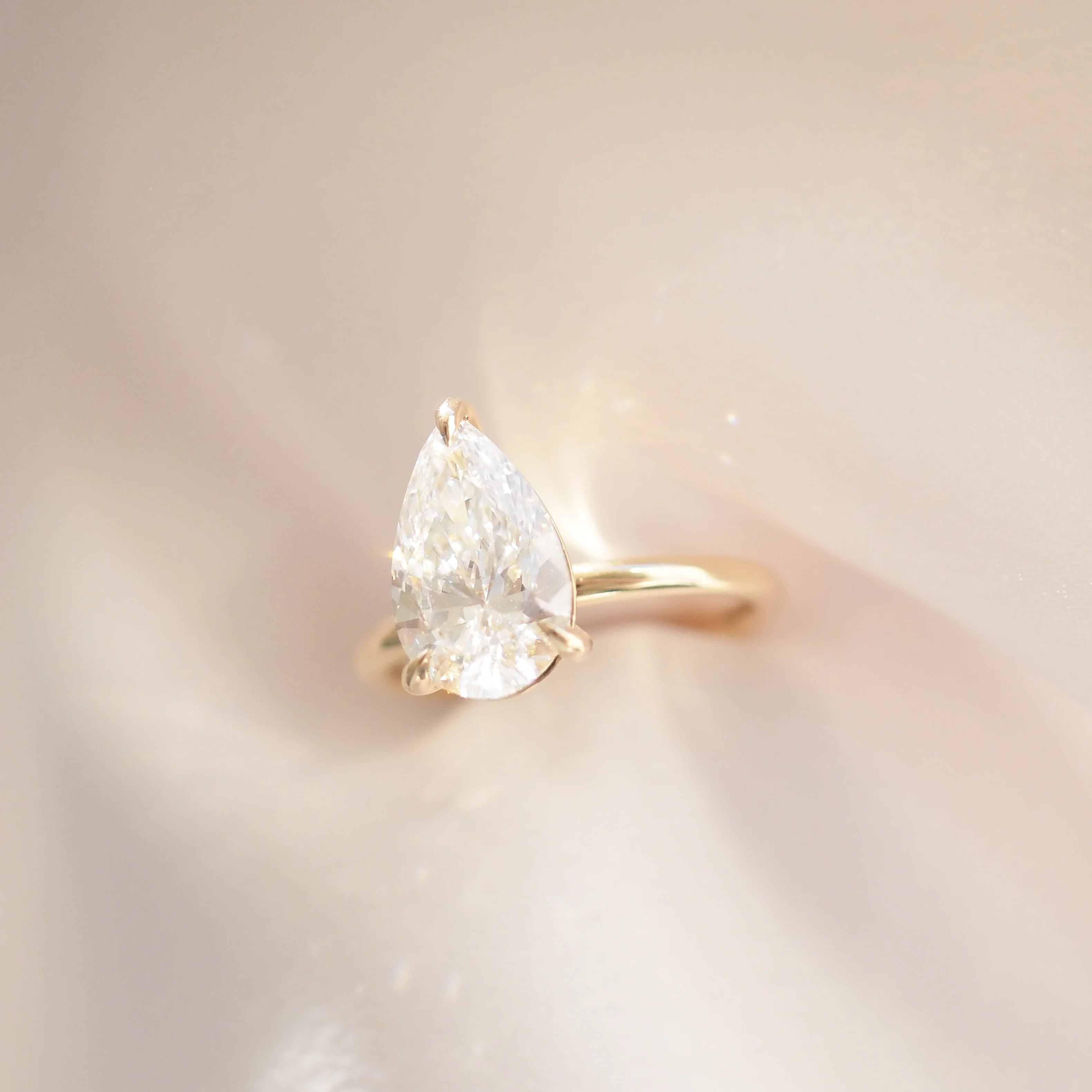 Solitaire Engagement Ring Pear | Lab Grown Diamond | 14K Yellow Gold Modern Bridal Ring