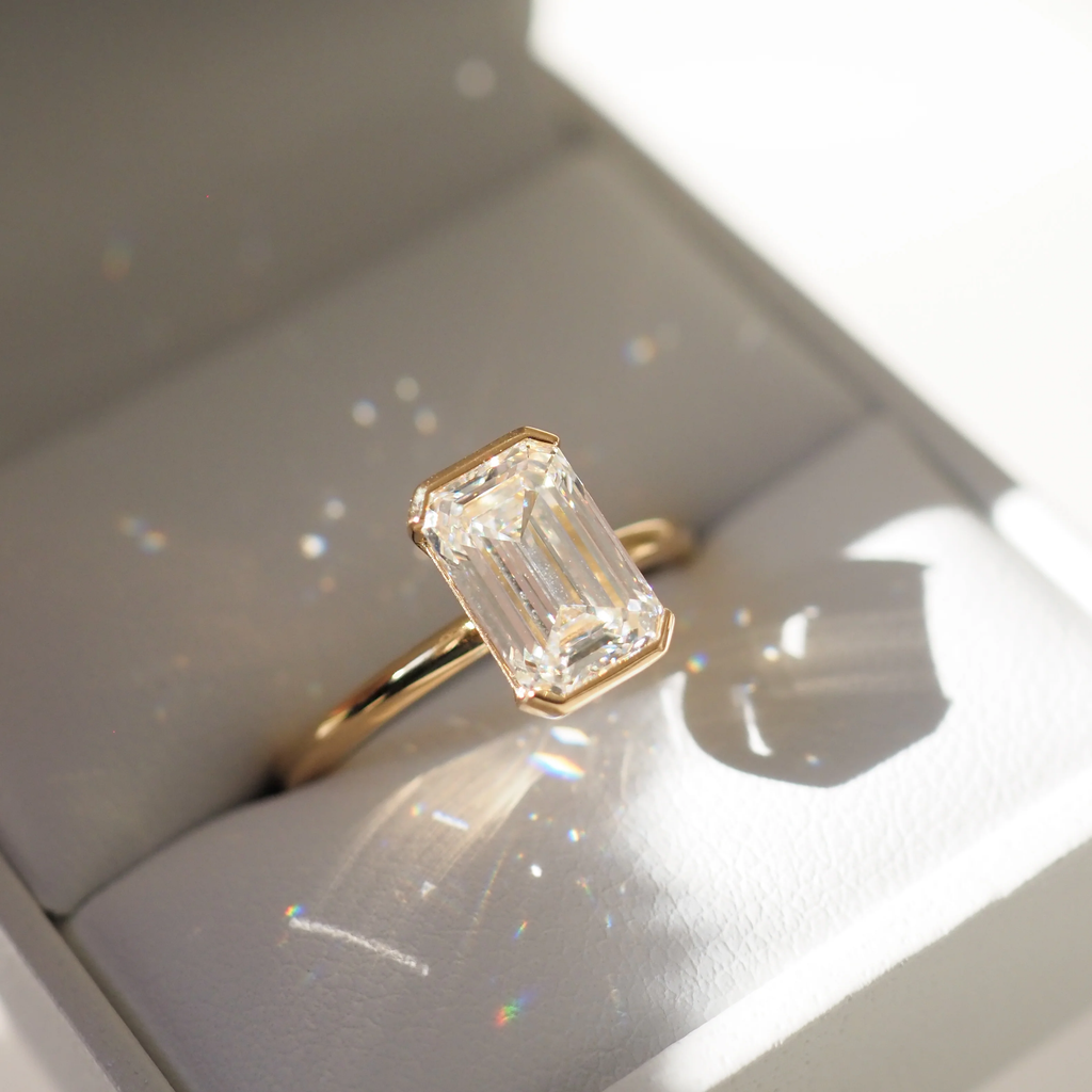 Elegant Half Bezel Emerald Solitaire Engagement Ring | Lab Grown Diamond | 14K Yellow Gold Everyday Ring