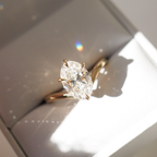 Modern Curve Solitaire Oval Engagement Ring | Lab Grown Diamond | 14K Yellow Gold Fine Jewelry