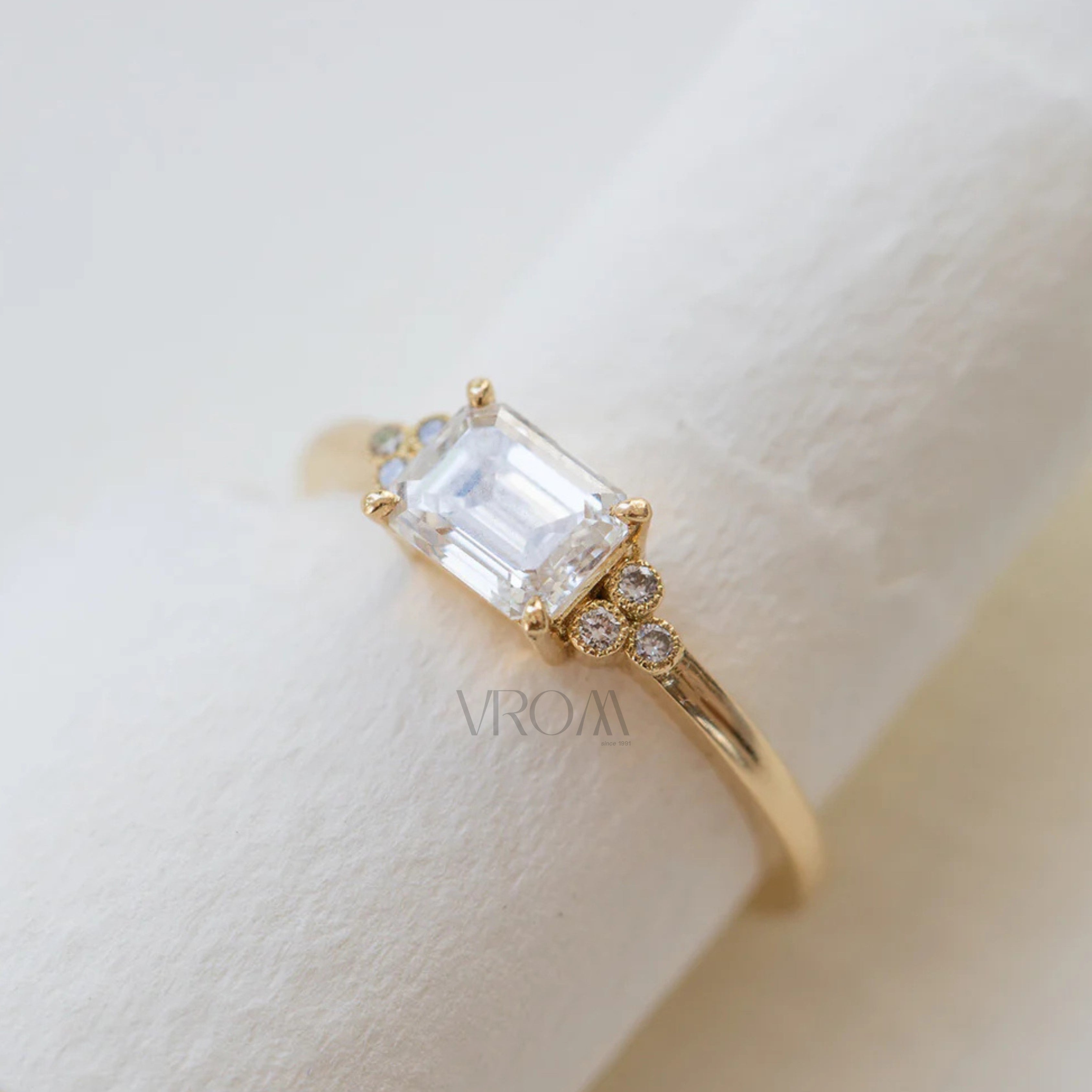 Minimalist Emerald Cut Ring with Side Stone Accents | Lab Grown Diamond | 14K Yellow Gold