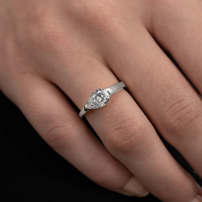 Modern Pear Cut East West Ring | Lab Grown Diamond | 14K Yellow Gold Sleek Style