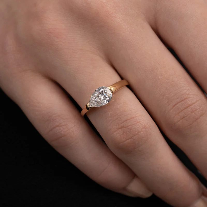 Modern Pear Cut East West Ring | Lab Grown Diamond | 14K Yellow Gold Sleek Style