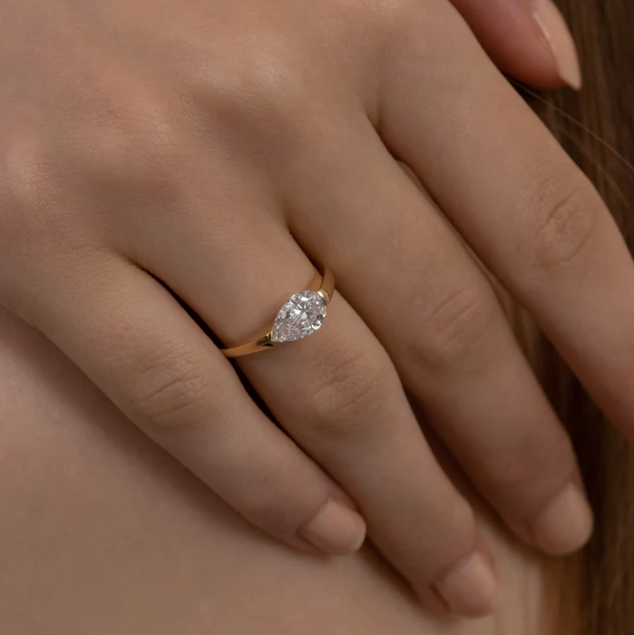 Modern Pear Cut East West Ring | Lab Grown Diamond | 14K Yellow Gold Sleek Style