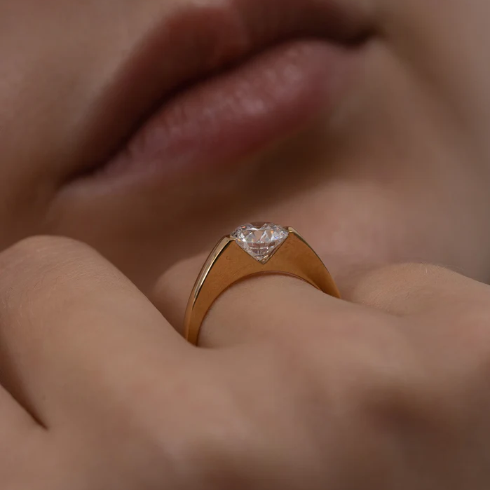 Modern Round Cut East West Ring | Lab Grown Diamond | 14K Yellow Gold Sleek Design